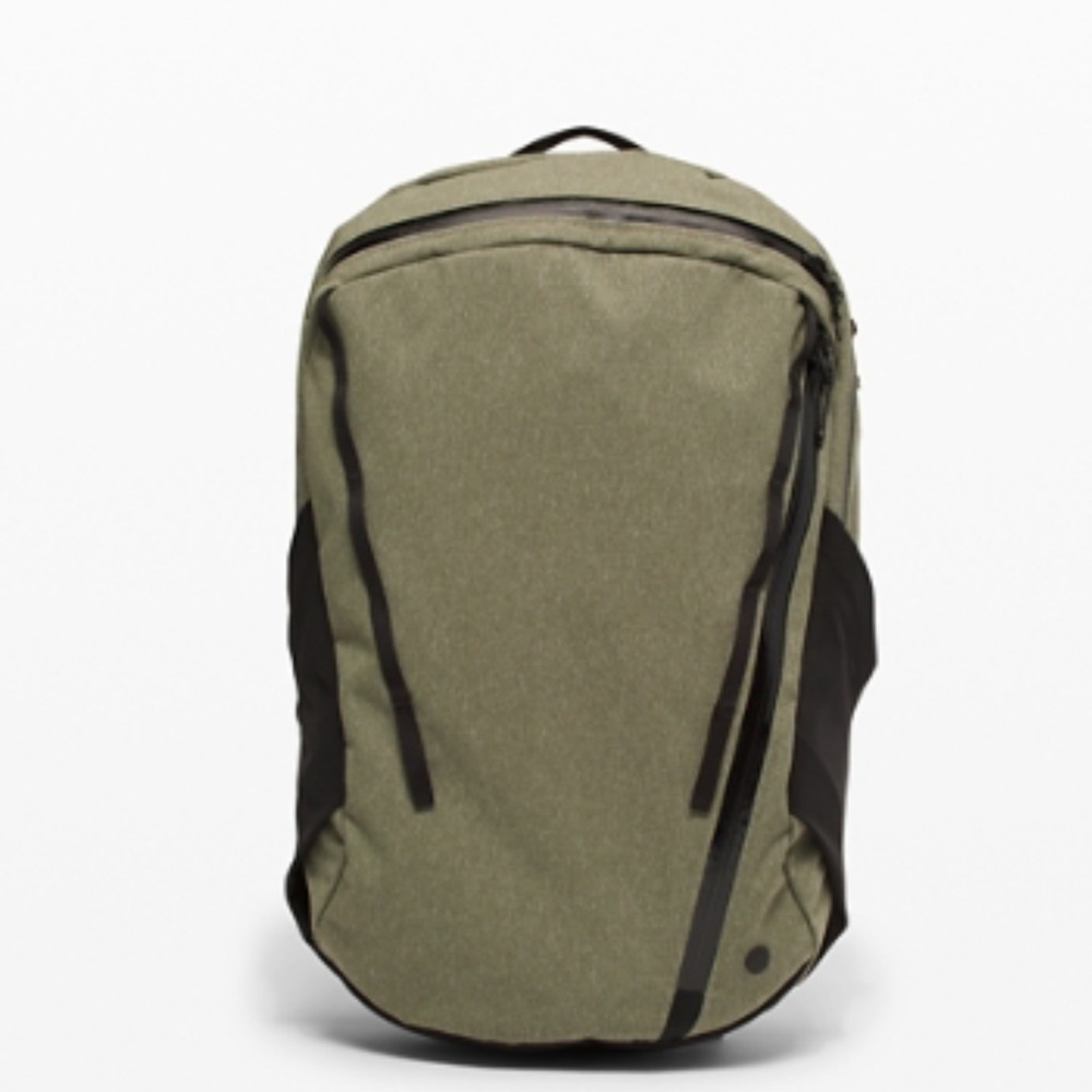 Lululemon Core Backpack 2.0 20L - NWT